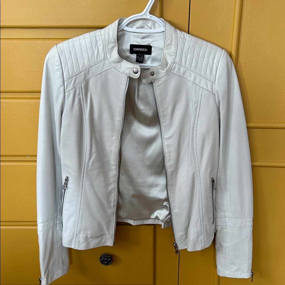 Danier Women's White/Bone Leather Jacket.